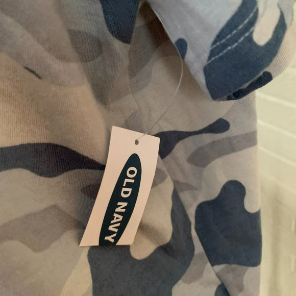 NWT Old Navy Cropped Camo Top Size XL - Picture 4 of 7